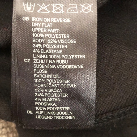 Dress - Picture 6 of 6